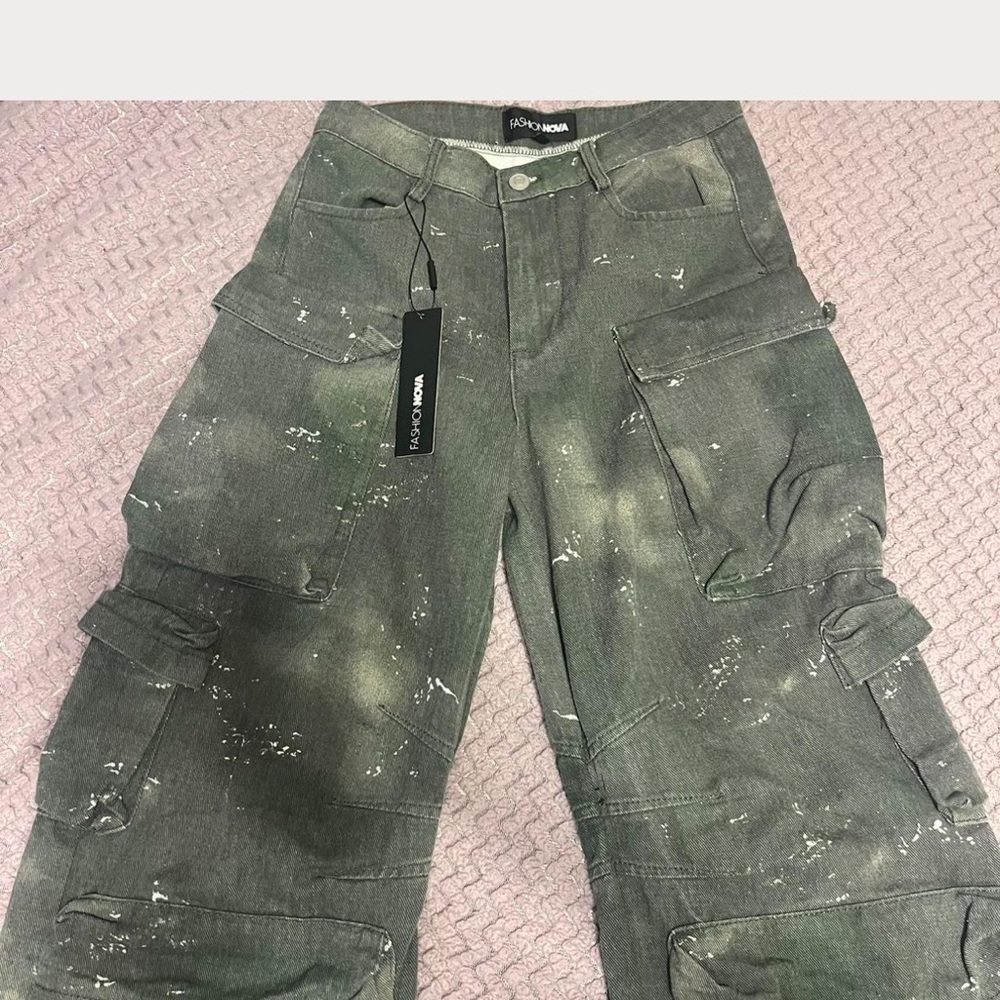 Fashion Nova Green Cargo Jeans